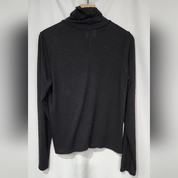 Universal Thread NWT‎ Women's Turtleneck Top Size XL Black Slub Knit Lightweight - Picture 6 of 7